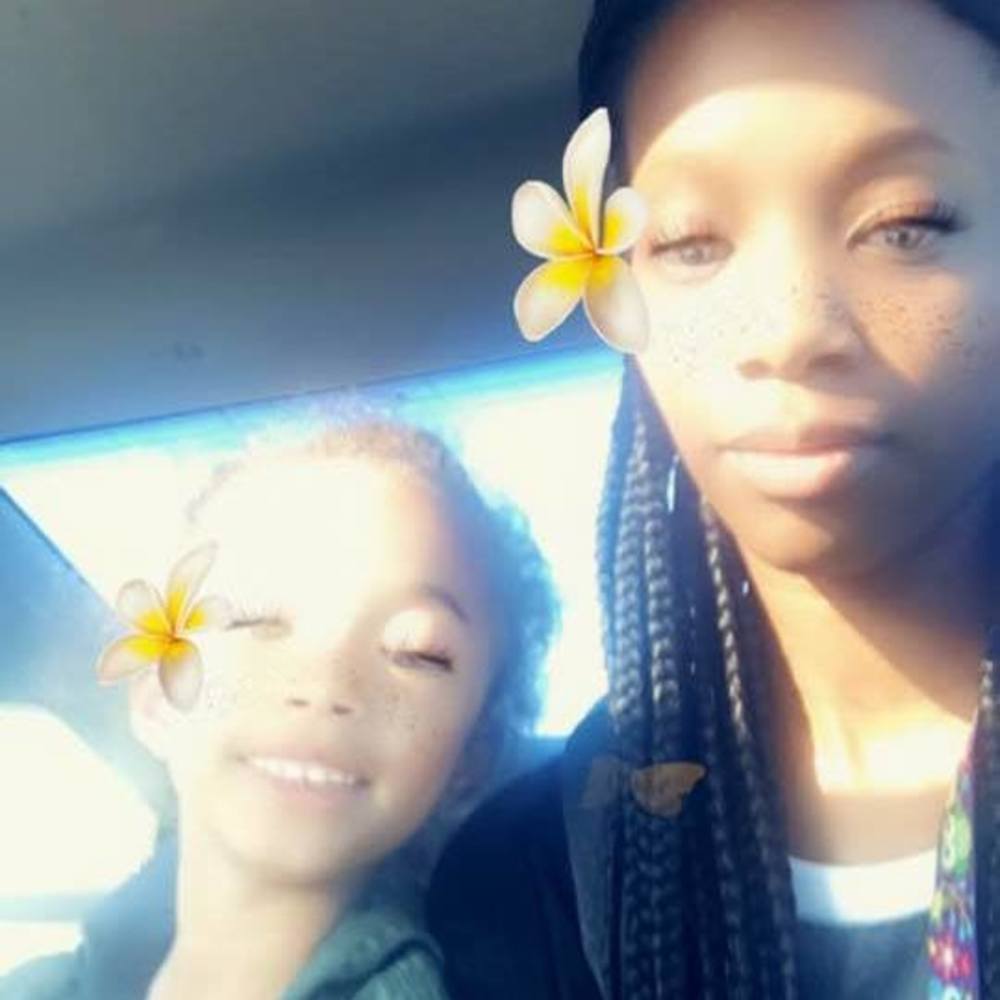 Meet your Posher, Naomi